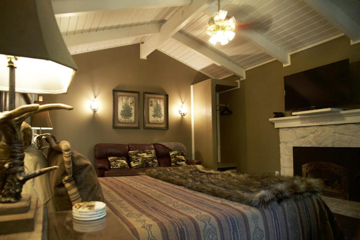 Silver Pines Lodge Айдлуайлд Экстерьер фото